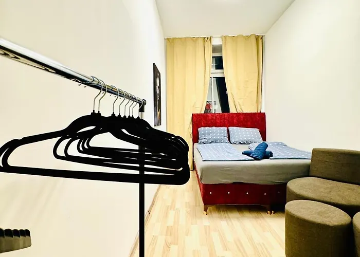 Private In 4br Near Fac Platz, 10-min Walk Vienna
