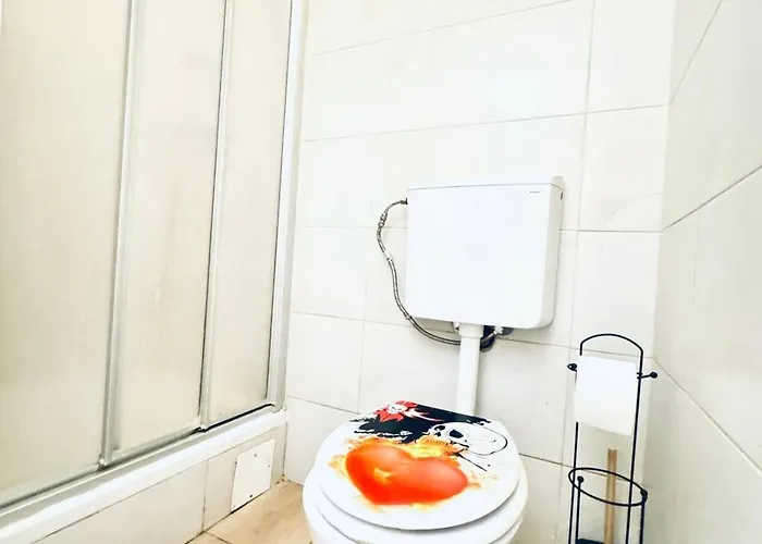 Apartment Private In 4br Near Fac Platz, 10-min Walk